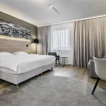 Park By Radisson Airport & Conference Centre 4*