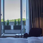 호텔 Park By Radisson Airport & Conference Centre 빌뉴스