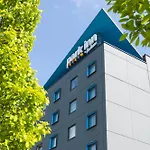Park By Radisson Airport & Conference Centre