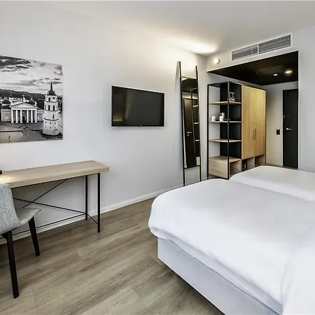 Hotel Park By Radisson Airport & Conference Centre 4*