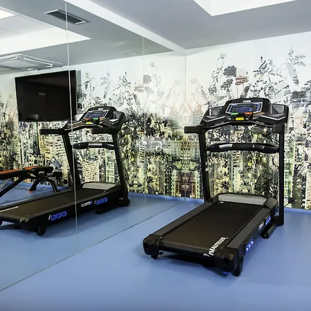 Park By Radisson Airport & Conference Centre 4*