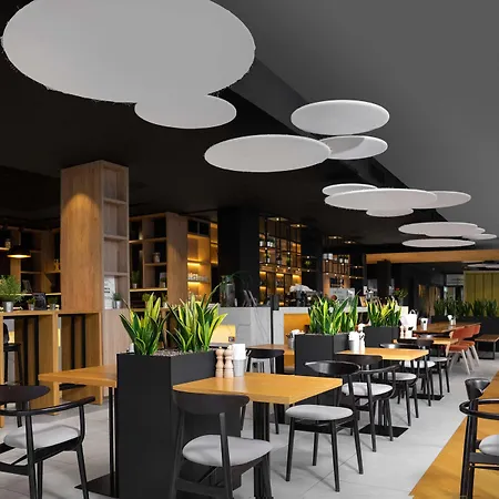 Park By Radisson Airport & Conference Centre Готель Вільнюс