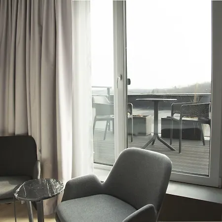 Park By Radisson Airport & Conference Centre 4*
