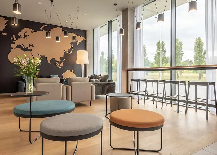 Park By Radisson Airport & Conference Centre Hotell