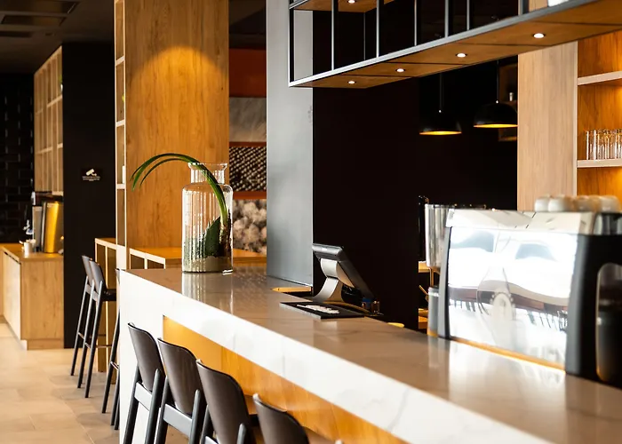 Park By Radisson Airport & Conference Centre ホテル 4*