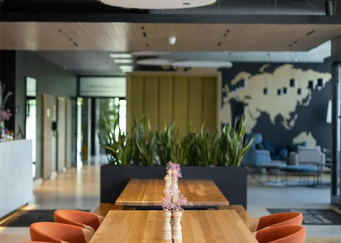 ホテル Park By Radisson Airport & Conference Centre 4*