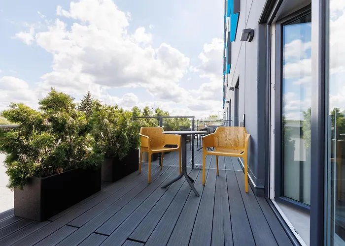 Park By Radisson Airport & Conference Centre Hotell