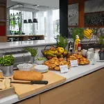ホテル Park By Radisson Airport & Conference Centre