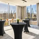 Park By Radisson Airport & Conference Centre ホテル 4*