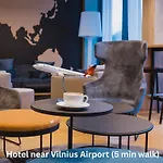 Park By Radisson Airport & Conference Centre