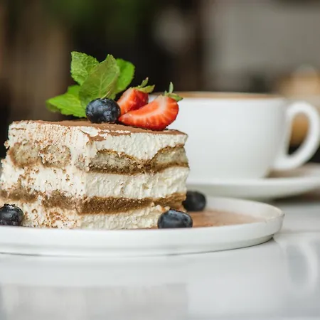 Park By Radisson Airport & Conference Centre 4*