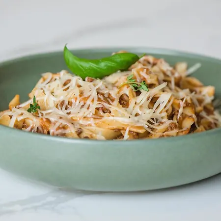 Otel Park By Radisson Airport & Conference Centre