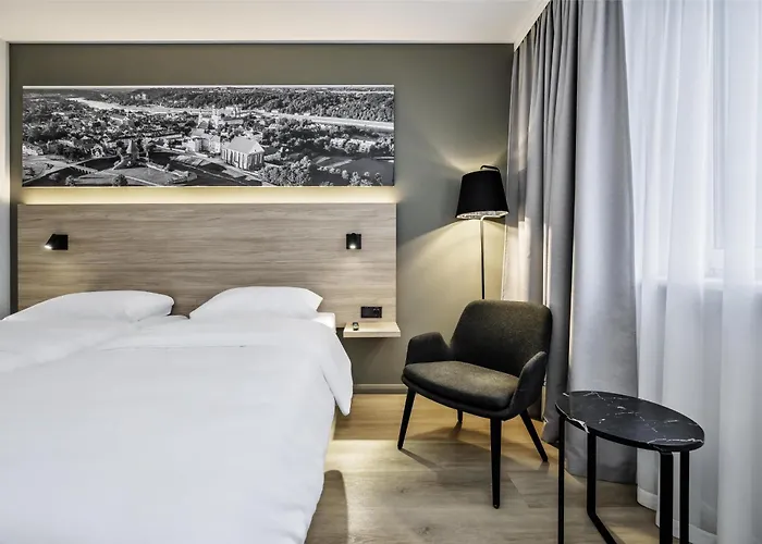 Park By Radisson Airport & Conference Centre