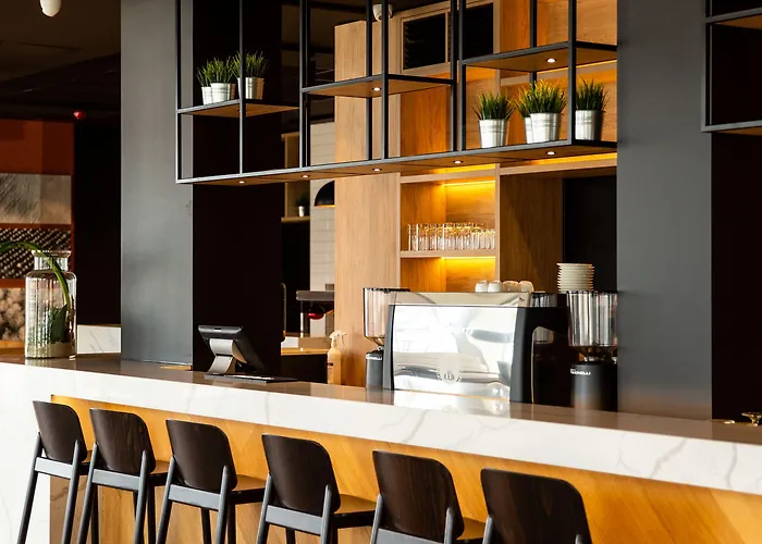 Hotel Park By Radisson Airport & Conference Centre 4*