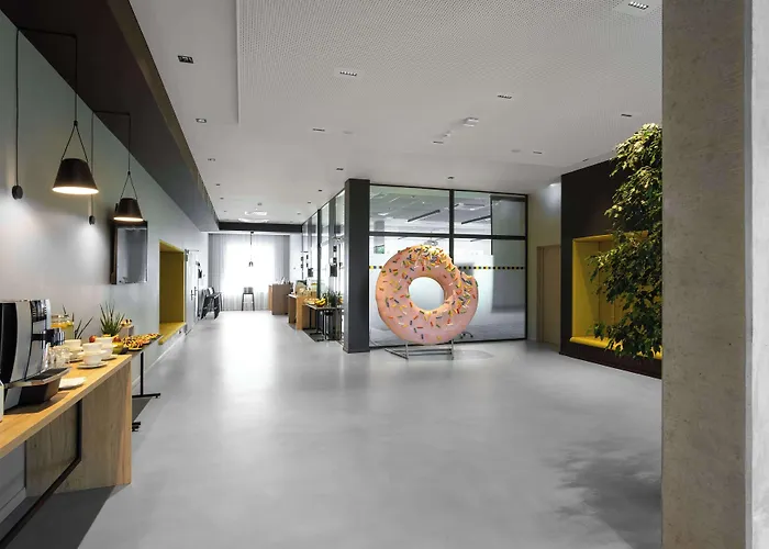 Hotel Park By Radisson Airport & Conference Centre